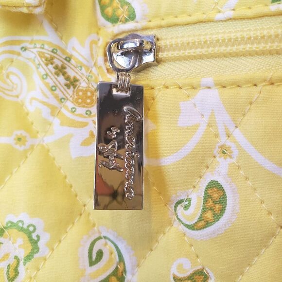 AMERICANA BY SHARIF Quilted Paisley Large Tote Bag - Picture 3 of 8